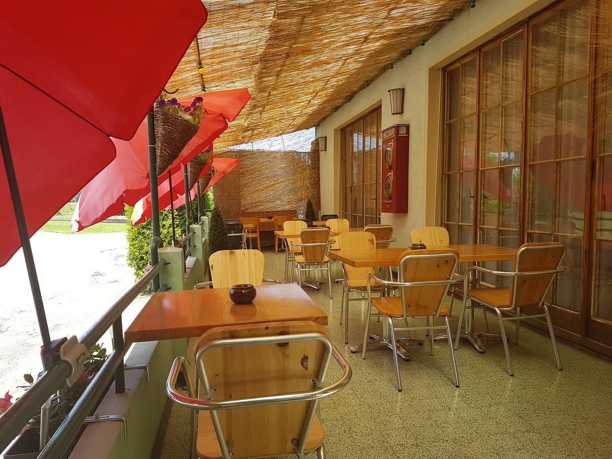 Hotel De La Gare, Vendlincourt Dış mekan fotoğraf