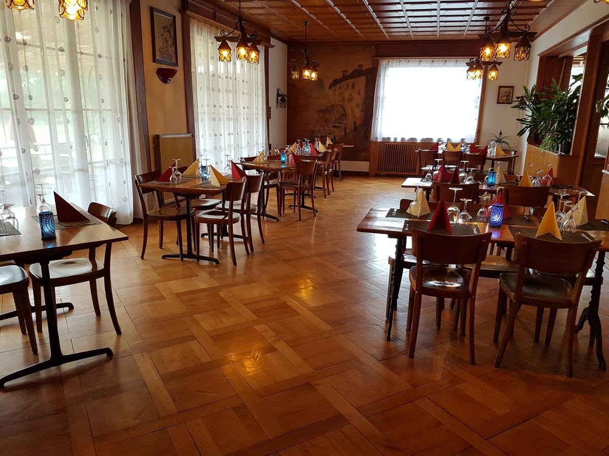 Hotel De La Gare, Vendlincourt Dış mekan fotoğraf