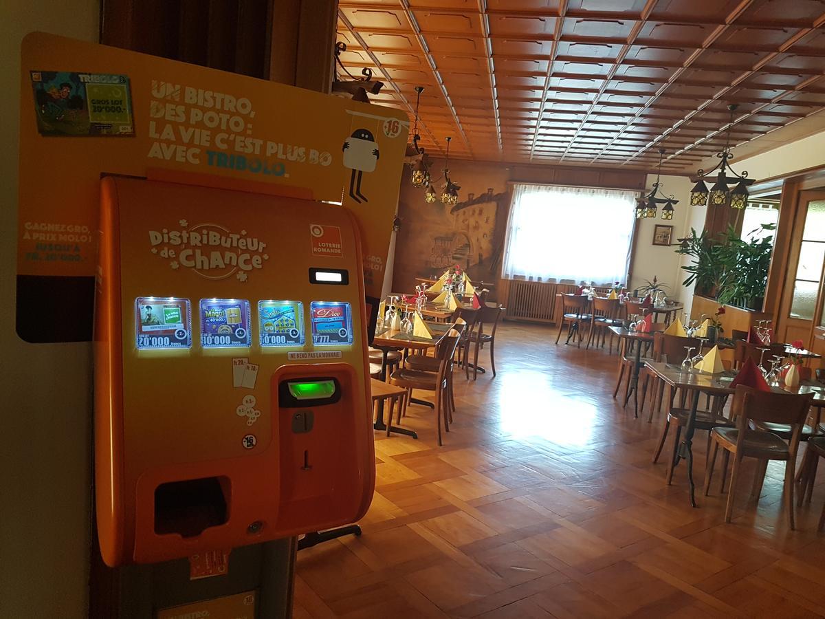 Hotel De La Gare, Vendlincourt Dış mekan fotoğraf