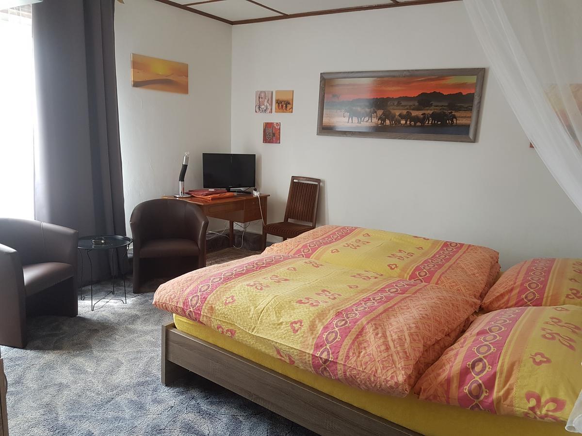 Hotel De La Gare, Vendlincourt Dış mekan fotoğraf