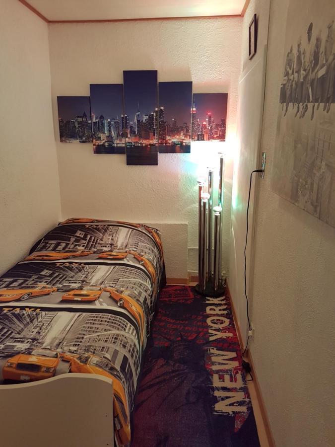 Hotel De La Gare, Vendlincourt Dış mekan fotoğraf